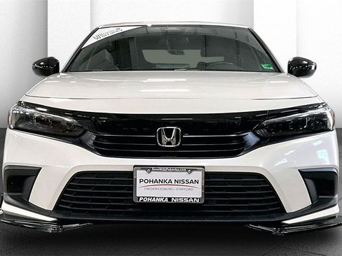 Used 2024 Honda Civic Sport image 2