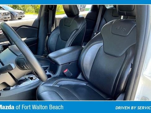 Used 2023 Jeep Cherokee Altitude Lux image 18