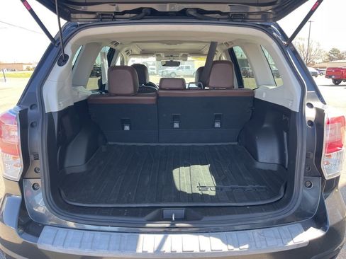 Used 2017 Subaru Forester 2.5i Touring image 28