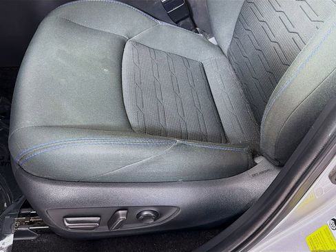 Used 2023 Toyota RAV4 SE image 22