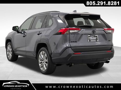 Used 2023 Toyota RAV4 XLE Premium FWD image 5