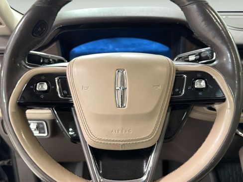 Used 2020 Lincoln Aviator Reserve w/ Equipment Group 202A AWD/4WD image 12