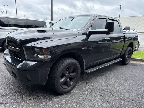Used 2018 RAM 1500 Big Horn AWD/4WD image 11