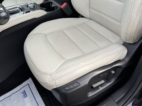 Used 2023 MAZDA CX-5 AWD 2.5 S w/ Premium Package image 12