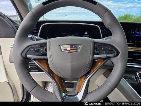 Used 2024 Cadillac Escalade Premium Luxury Platinum w/ Heavy-Duty Trailer Package AWD/4WD image 21