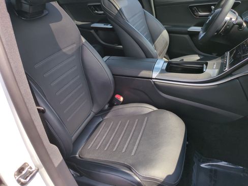 Certified 2026 Mercedes-Benz GLC 43 AMG 4MATIC image 36