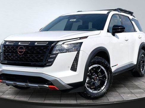New 2026 Nissan Pathfinder Rock Creek AWD/4WD image 2