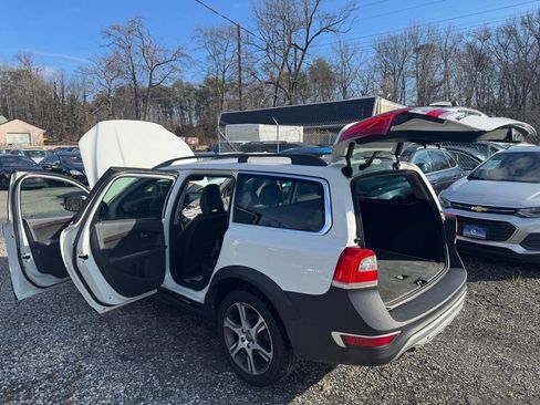 Used 2015 Volvo XC70 T6 image 8