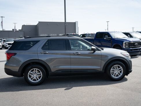 New 2026 Ford Explorer Active w/ Active Comfort Package image 11