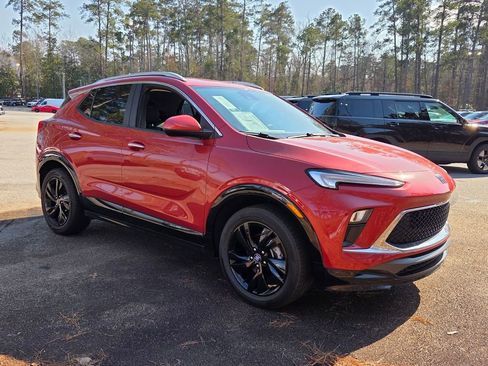 Used 2024 Buick Encore GX Sport Touring w/ Comfort Package image 1