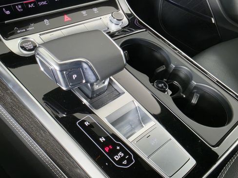 Used 2025 Audi Q8 Premium Plus w/ Premium Plus Package AWD/4WD image 35