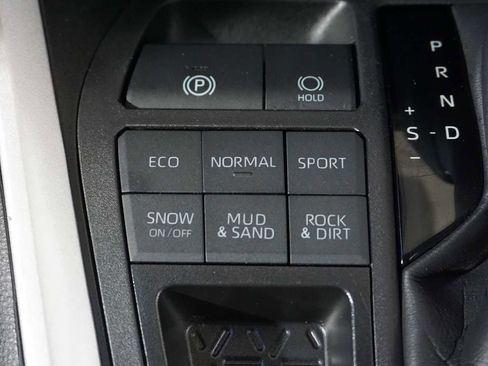 Used 2024 Toyota RAV4 XLE image 23