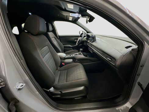 Used 2025 Honda HR-V Sport image 31