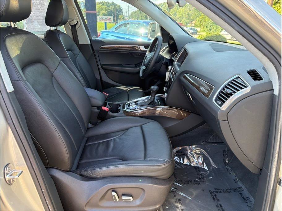 Used 2014 Audi Q5 2.0T Premium Plus w/ Premium Plus Package AWD/4WD image 11