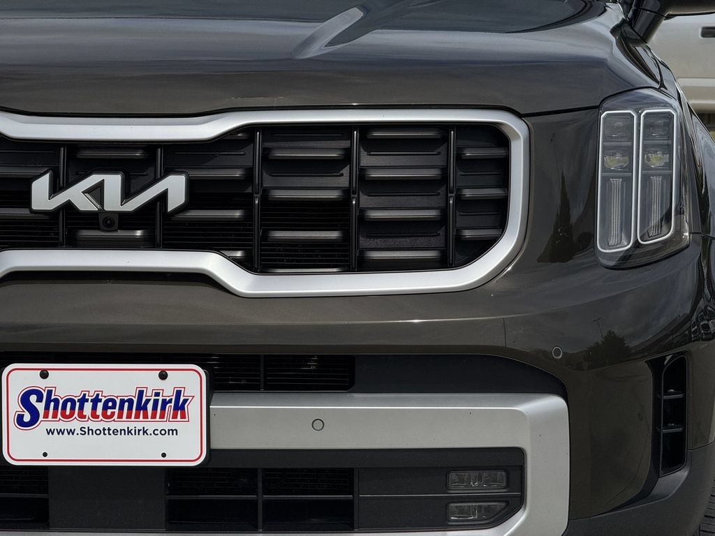 Used 2024 Kia Telluride SX Prestige AWD/4WD image 8