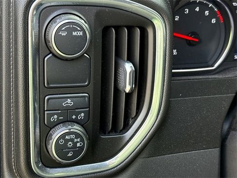 Used 2020 Chevrolet Silverado 1500 LT w/ Texas Edition image 19