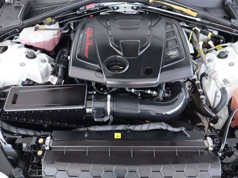 Used 2019 Alfa Romeo Giulia w/ Nero Edizione image 48