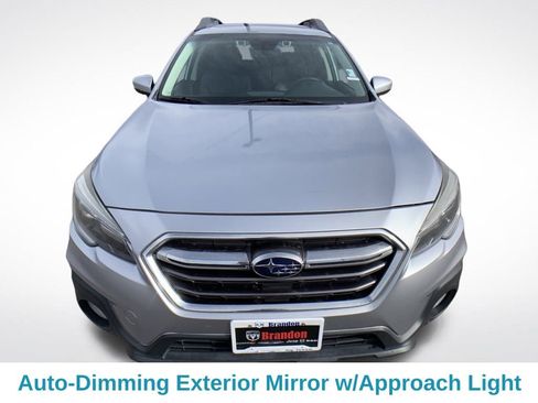 Used 2018 Subaru Outback 3.6R Limited image 9