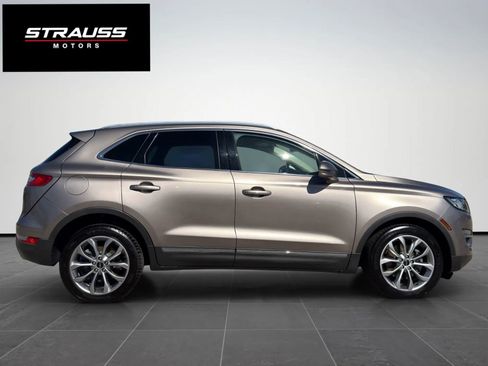Used 2019 Lincoln MKC Select w/ Select Plus Package image 5
