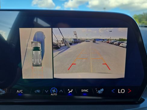 New 2026 Chevrolet Traverse LT w/ Driver Confidence Package image 27