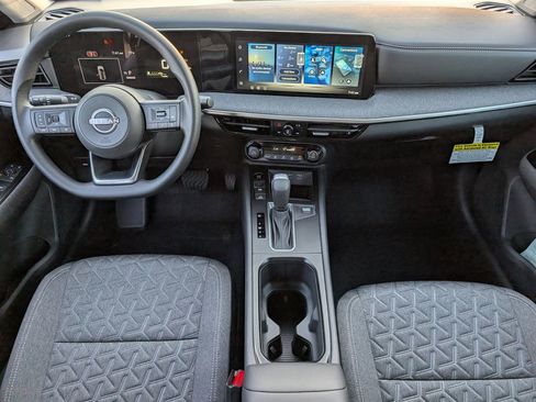 New 2026 Nissan Kicks SV FWD image 9
