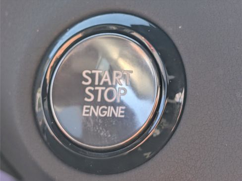 Used 2024 Lexus GX 550 w/ Accessory Package (Z1) image 29