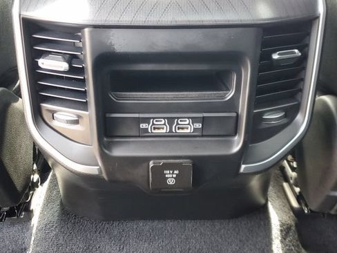 Used 2025 RAM 1500 Big Horn AWD/4WD image 13