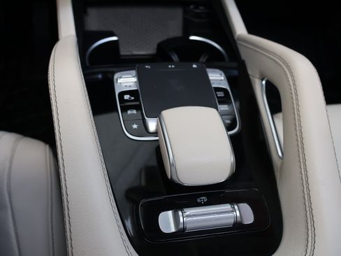 Certified 2020 Mercedes-Benz GLS 450 4MATIC image 43