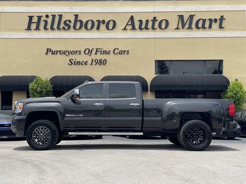 Used 2015 GMC Sierra 3500 Denali w/ Duramax Plus Package image 3