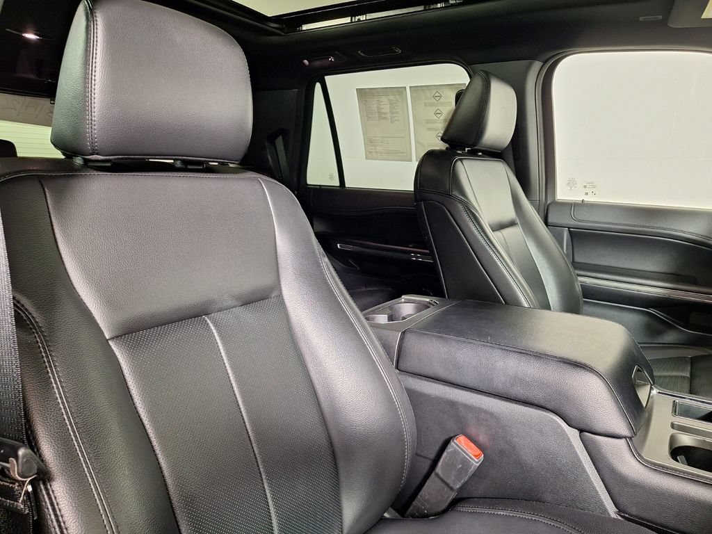 Used 2021 Ford Expedition XLT RWD image 29