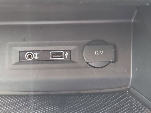Used 2018 Volkswagen Atlas SE AWD/4WD image 30