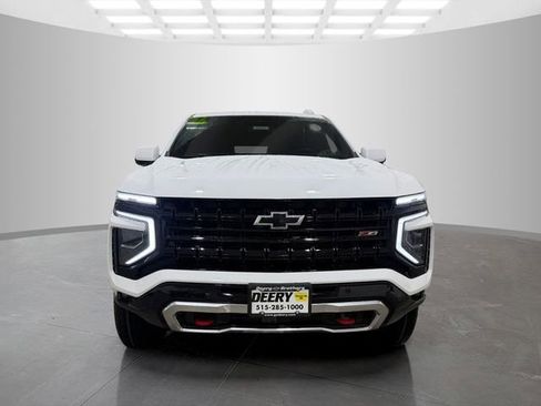 New 2026 Chevrolet Suburban Z71 w/ Comfort Package image 3