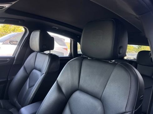 Used 2018 Porsche Macan S AWD/4WD image 14