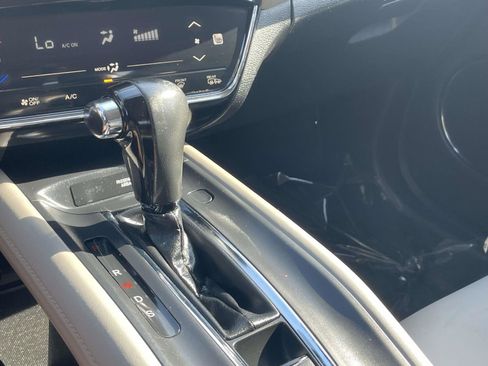 Used 2017 Honda HR-V EX-L image 34