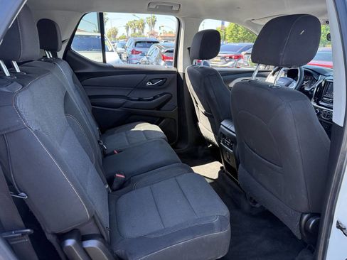 Used 2020 Chevrolet Traverse LS w/ LPO, Blackout Package FWD image 8