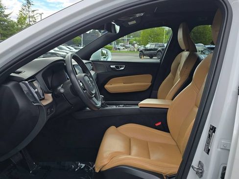 Used 2020 Volvo XC60 T5 Inscription AWD/4WD image 20