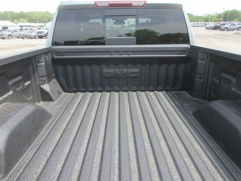 New 2026 GMC Sierra 1500 SLT w/ SLT Premium Plus Package AWD/4WD image 7