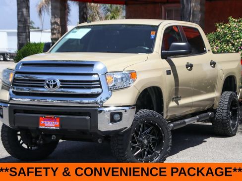 Used 2017 Toyota Tundra SR5 w/ SR5 Upgrade Package RWD image 4
