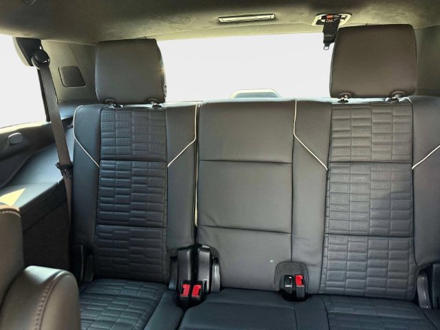 Used 2026 Cadillac Escalade V w/ LPO, ONYX Package AWD/4WD image 38