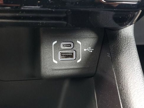 New 2025 Jeep Compass Sport image 30