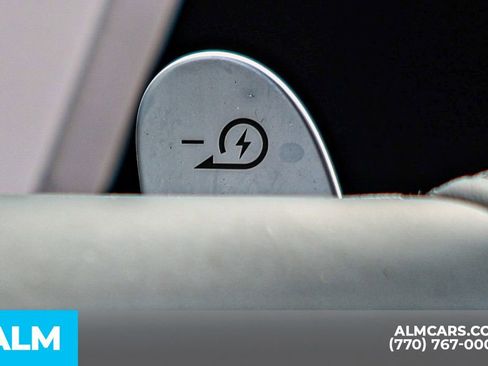 Used 2025 Genesis GV60 Advanced image 37