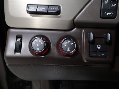 Used 2016 GMC Yukon XL Denali w/ Open Road Package image 41