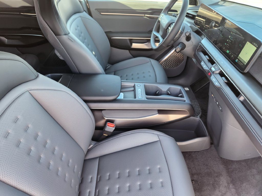 New 2026 Kia EV9 Wind AWD/4WD image 8