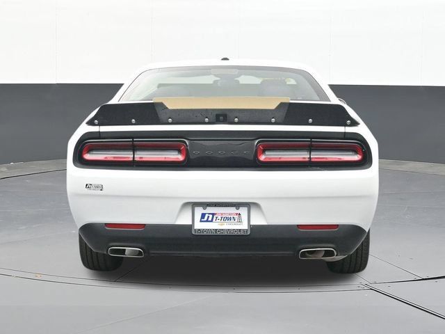 Used 2023 Dodge Challenger SXT w/ Blacktop Package RWD image 10
