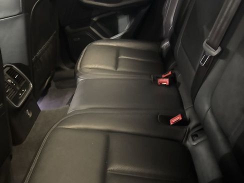 Used 2018 Porsche Macan image 34