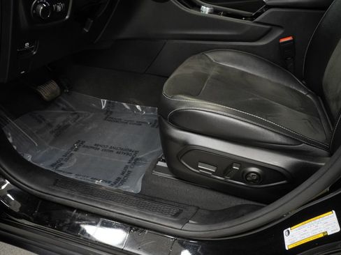 Used 2023 Jeep Grand Cherokee L Altitude image 40