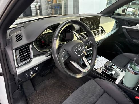 Used 2023 Audi Q5 e Prestige w/ Prestige Package AWD/4WD image 5