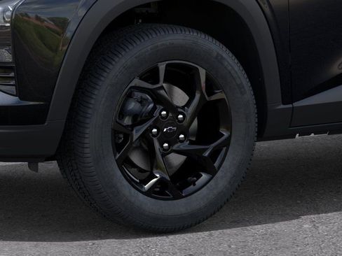 New 2026 Chevrolet Trax LT w/ Driver Confidence Package FWD image 9