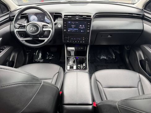 Certified 2023 Hyundai Tucson SEL w/ Convenience Package FWD image 12