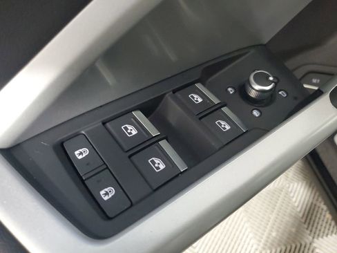 Used 2023 Audi Q3 2.0T Premium Plus w/ Premium Plus Package image 20